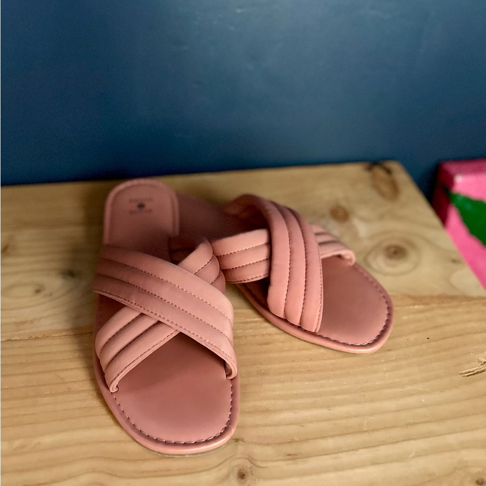 Shade & Shore Sandals Slides Puff